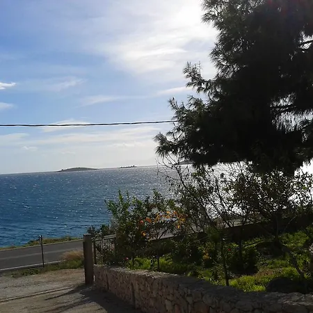 Apartament Niriides Galaxídhion